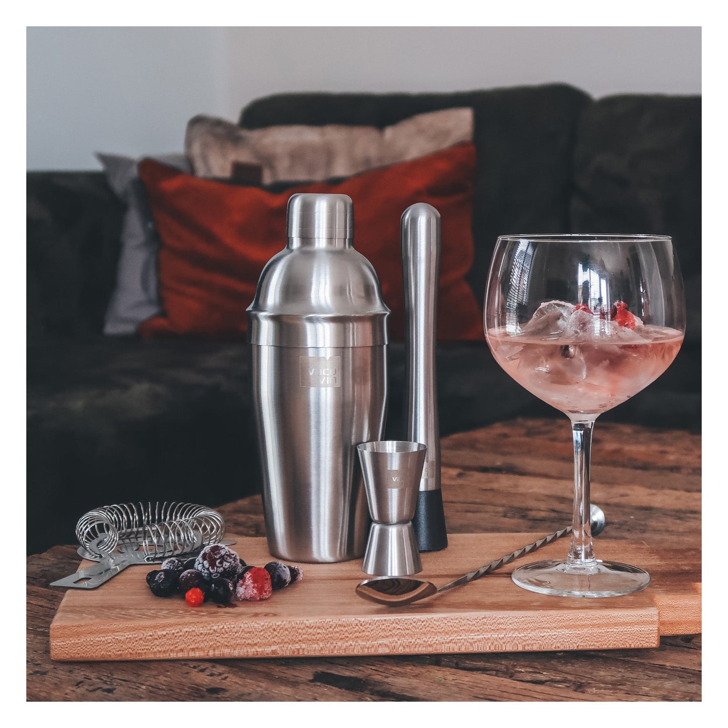 VACU VIN COCKTAIL SHAKER STAINLESS STEEL, 550MLNew