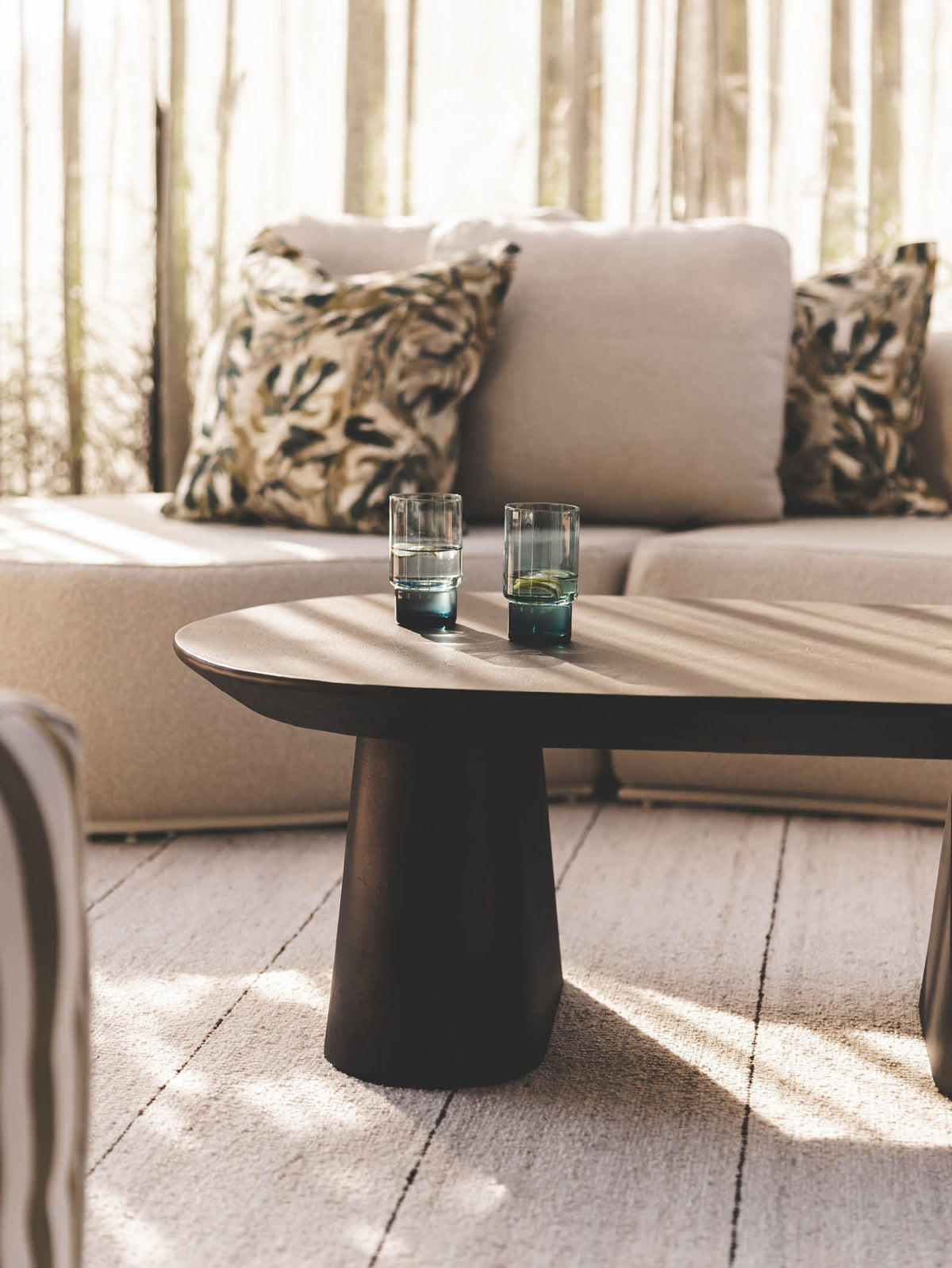 Formidable Coffee Table in Brass Bell - view 4