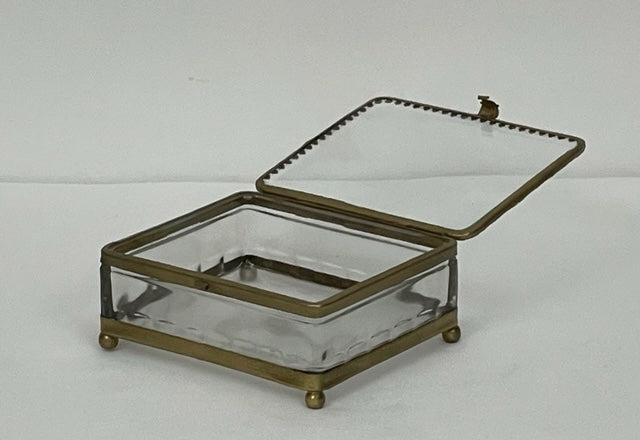 GLASS BOX SQUARE BRASS JEWELLERY (19445)