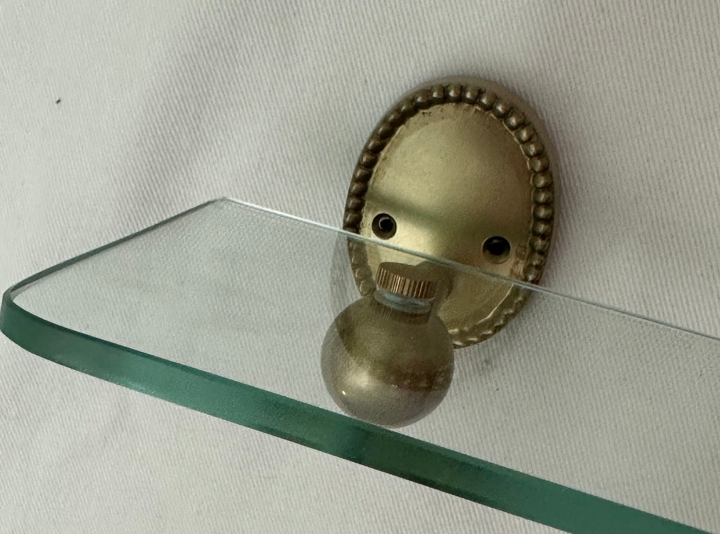 GLASS SHELF BEADED OVAL ANTIQUE BRASS NEW (24930)