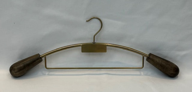HANGER SAFARI ANTIQUE BRASS (74-028-52-G)