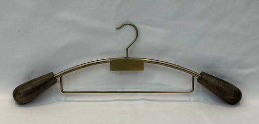 HANGER SAFARI ANTIQUE BRASS (74-028-52-G)
