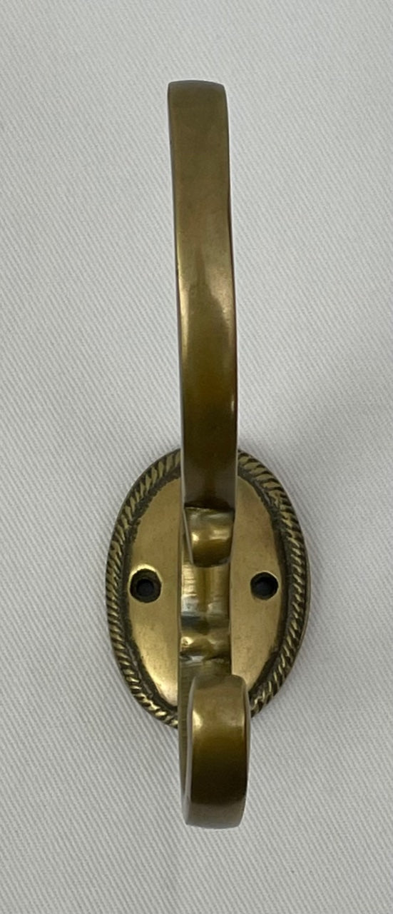 HOOK OVAL ROBE ANTIQUE BRASS (ST-69)