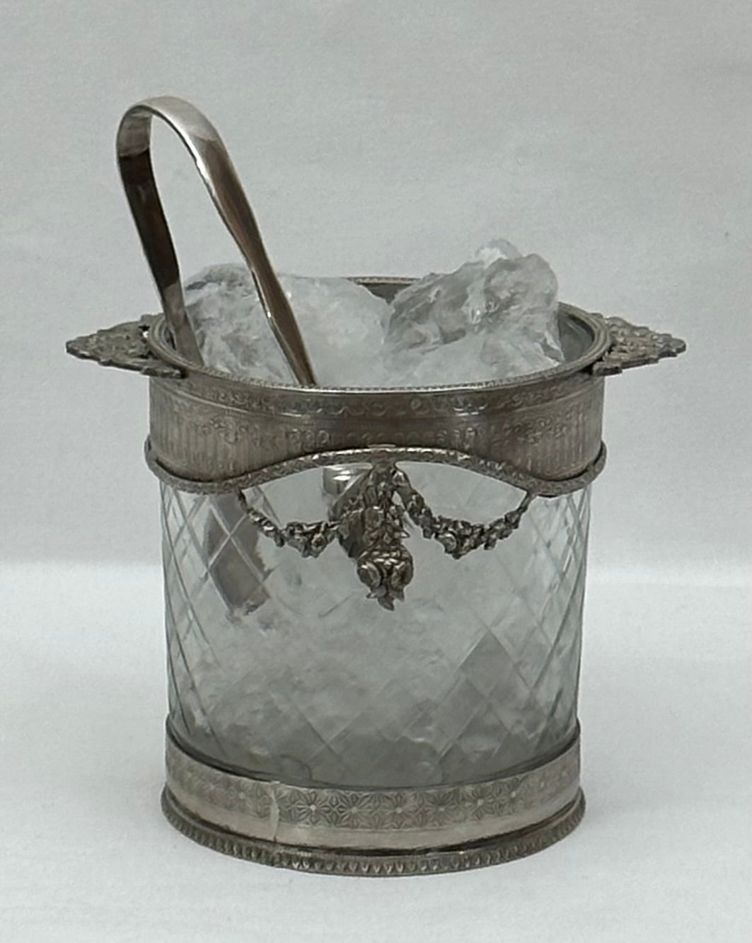 ICE BUCKET WITH TONGS BORDEAUX (N180)