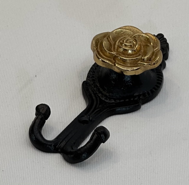 HOOK ROSE MATT BLACK & ANTIQUE BRASS (73-665-15-AB)
