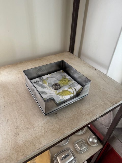 NAPKIN HOLDER MONTICELLO (NAP003)