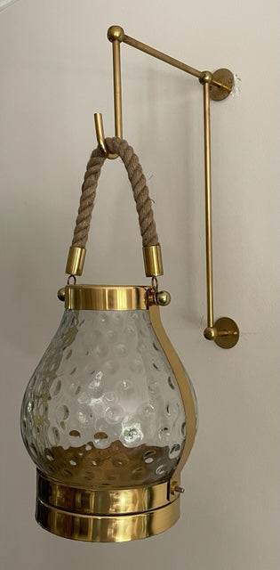 HOOK LANTERN ANTIQUE BRASS (HOOKBA)