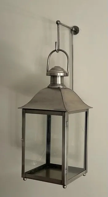 LANTERN CLASSIC ANTIQUE SILVER