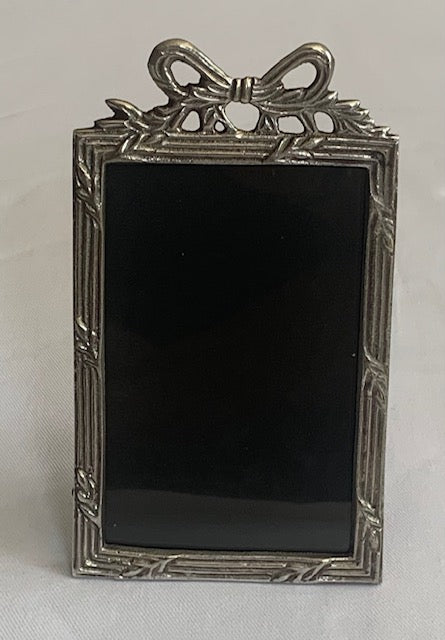 PHOTO FRAME FLORAL RIBBON (HB8529)