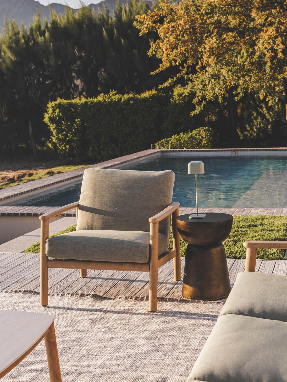 Pendulum Side Table in Brass Bell - view 5
