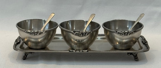 SALSA BOWLS ON TRAY WITH SPOONS VICTORIAN (729071)