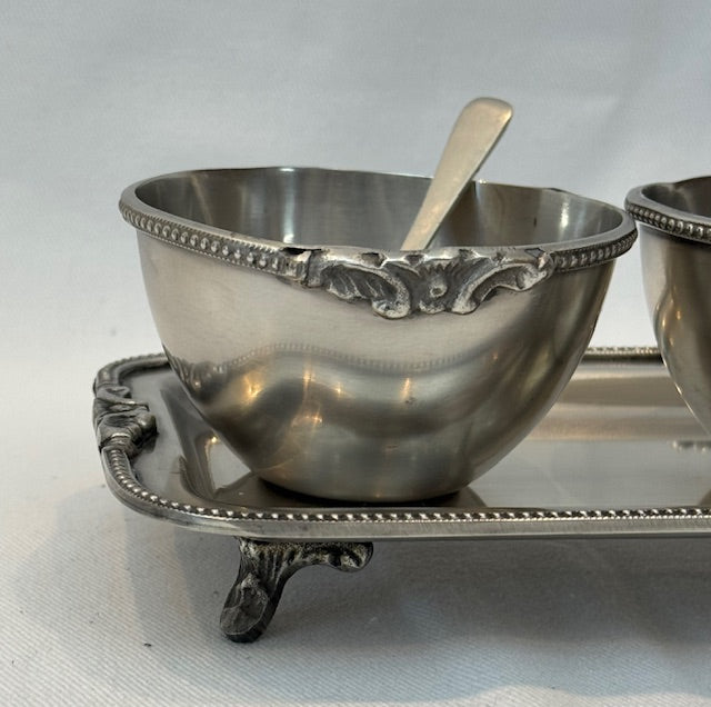 SALSA BOWLS ON TRAY WITH SPOONS VICTORIAN (729071)