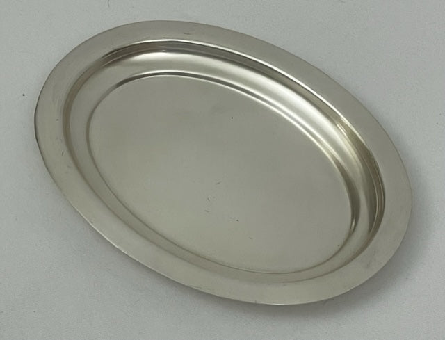 SNACK PLATE OVAL PLAIN (7167P)