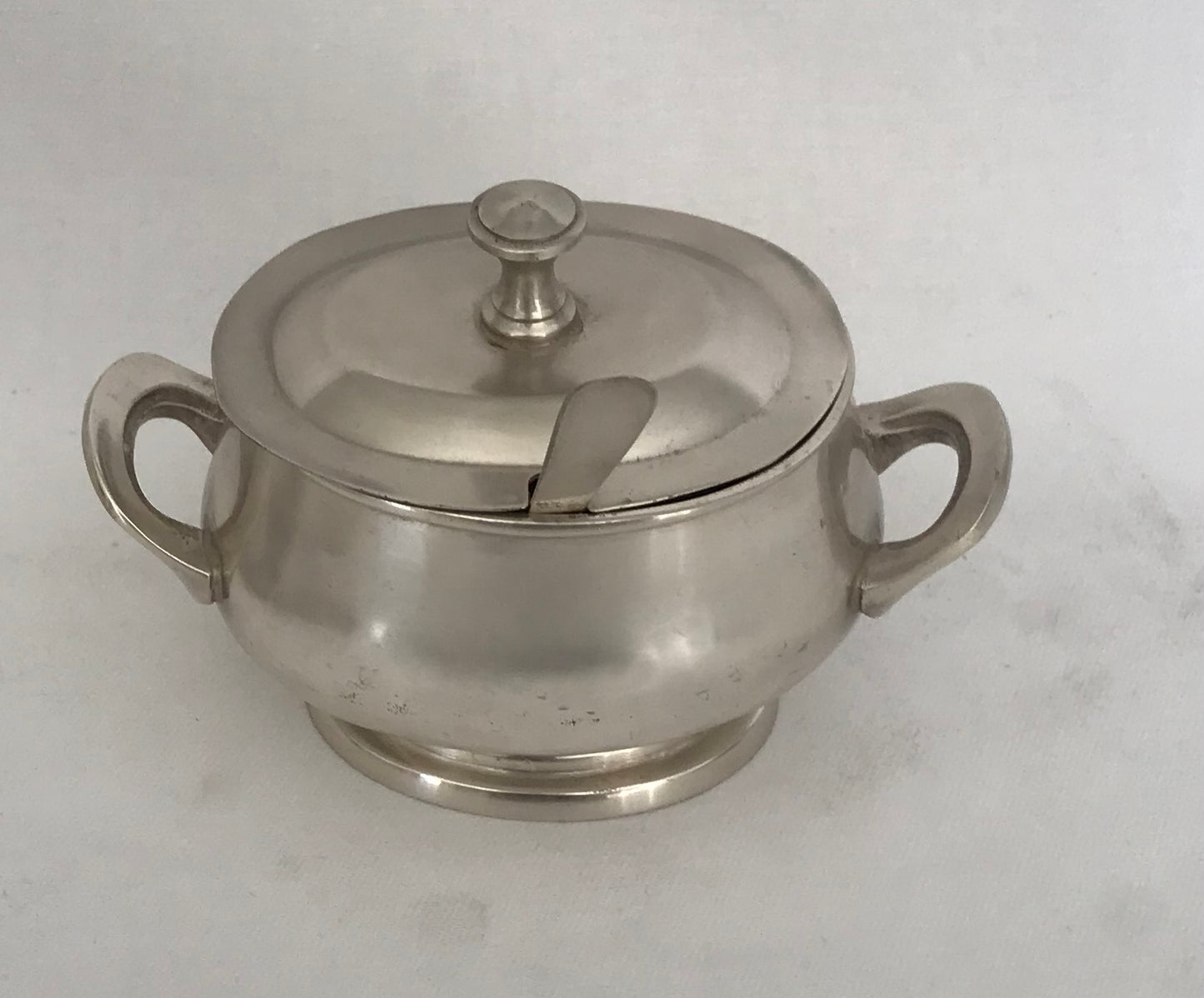 SUGAR BOWL FRENCH WITH SPOON (459227)