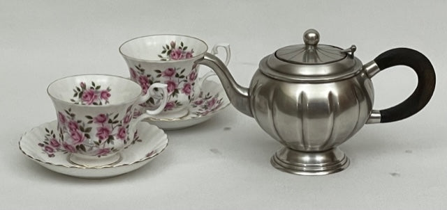 TEA POT HIGH TEA (9-506)