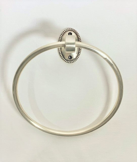 TOWEL RING OVAL BEADED (4480)