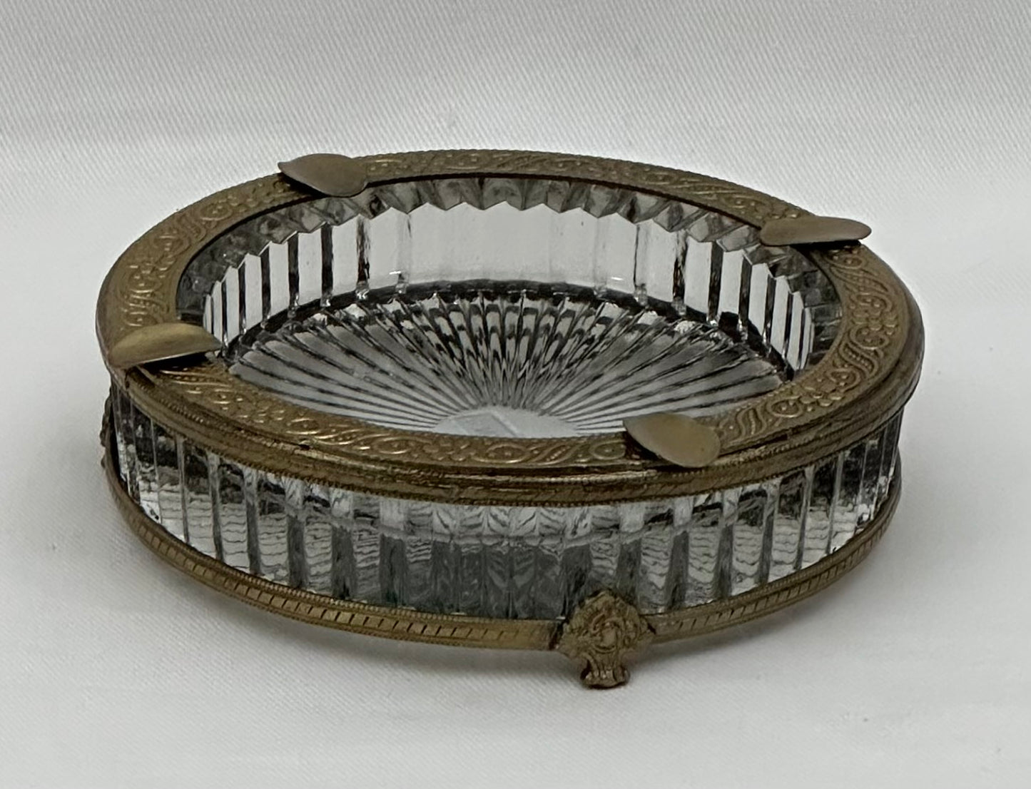 ASHTRAY BORDEAUX ANTIQUE BRASS (N187)