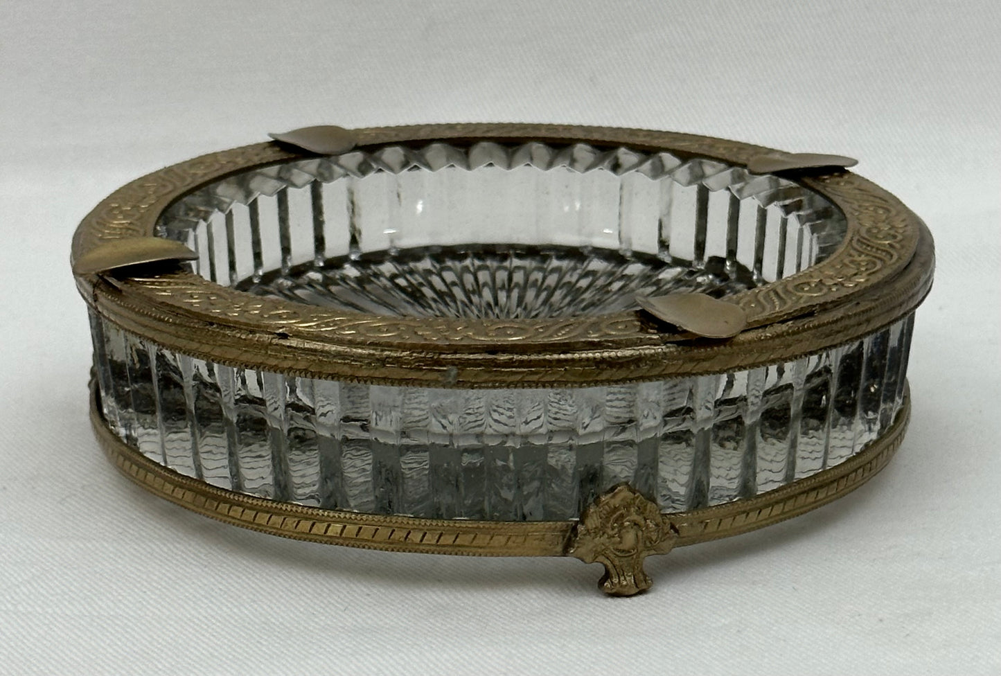 ASHTRAY BORDEAUX ANTIQUE BRASS (N187)