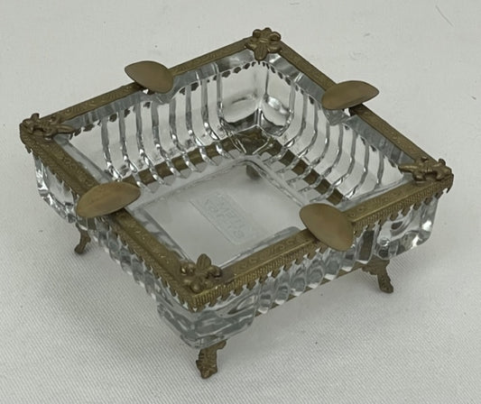 ASHTRAY FLEUR ANTIQUE BRASS (ST-167)