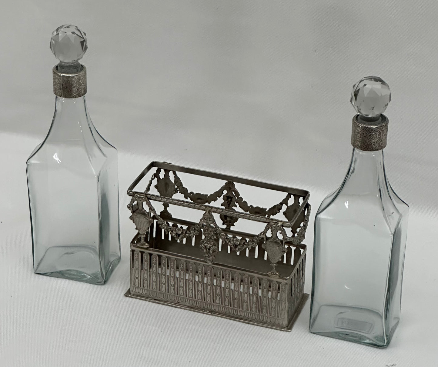 BOTTLE SET IN STAND ITALIAN (N156)