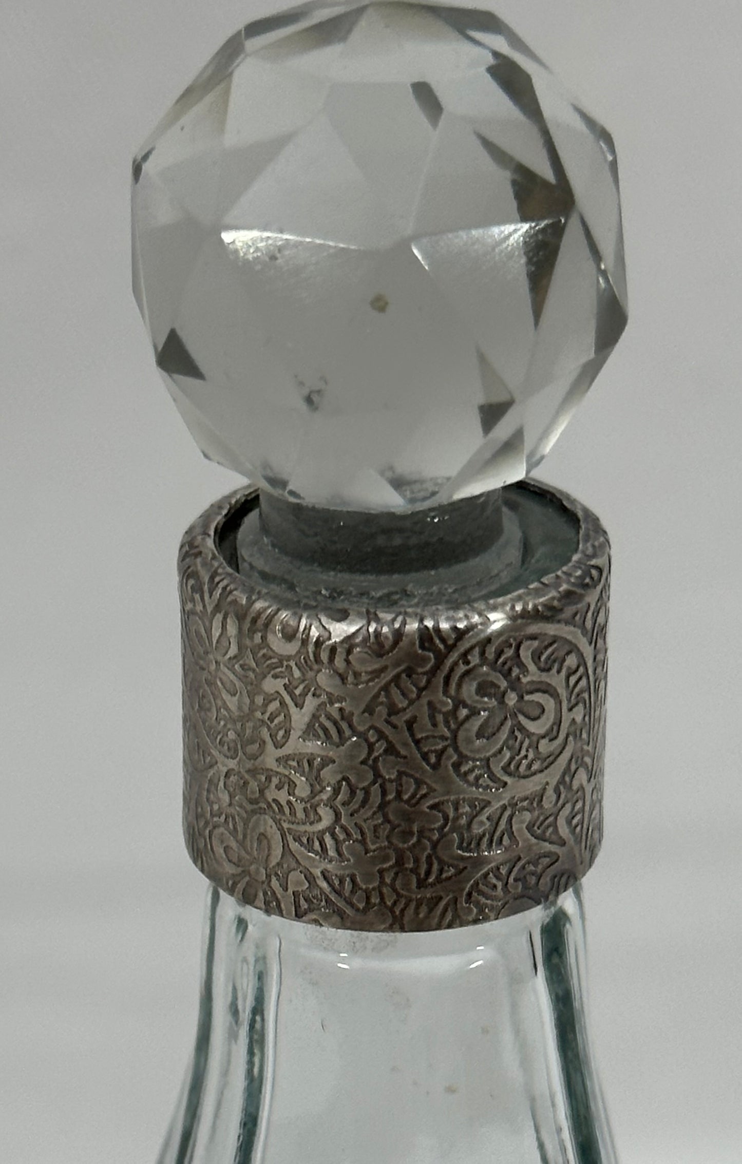 BOTTLE SET IN STAND ITALIAN (N156)