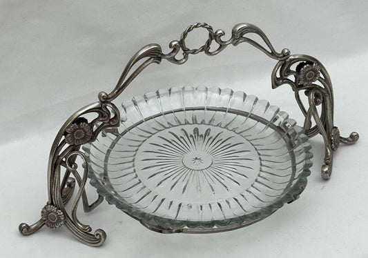 CAKE STAND QUEENS (N166)