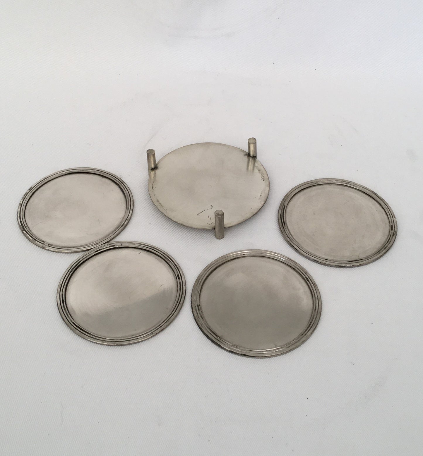 COASTER SET ROUND CLASSIC (RND)