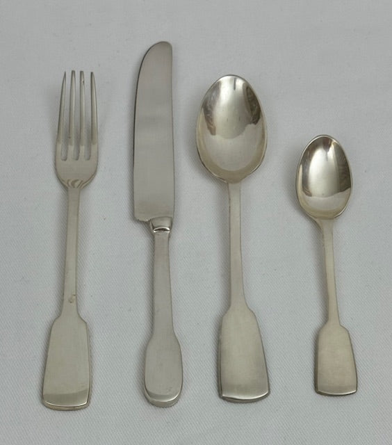 CUTLERY SET OF 4 (30581)