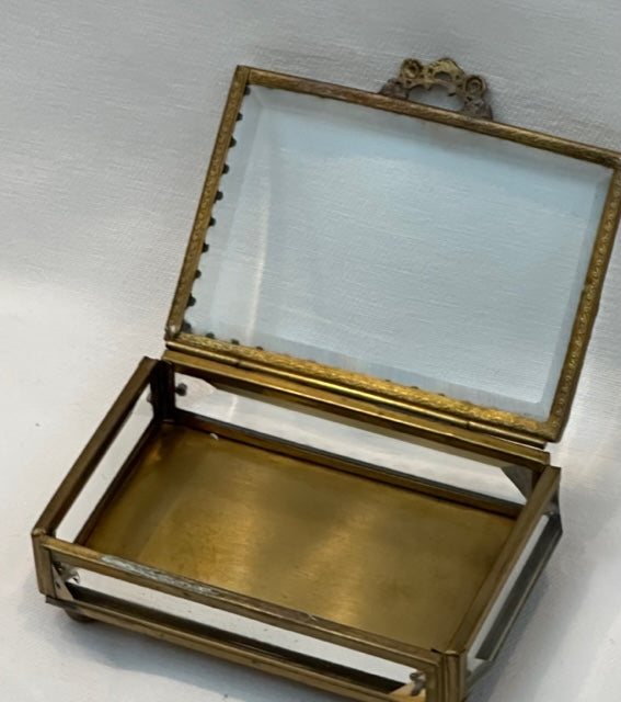 GLASS BOX CRYSTAL SQUARE ANTIQUE BRASS (HB10800AB)