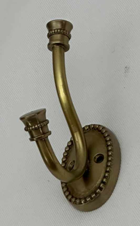 HOOK OVAL BEADED ANTIQUE BRASS NEW (24931)