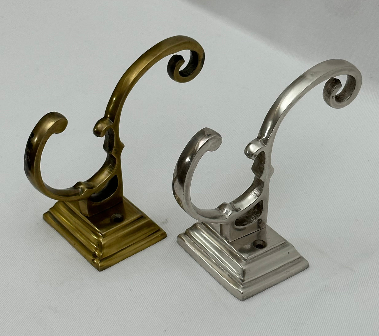 HOOK ROBE SQUARE NEW (24938)