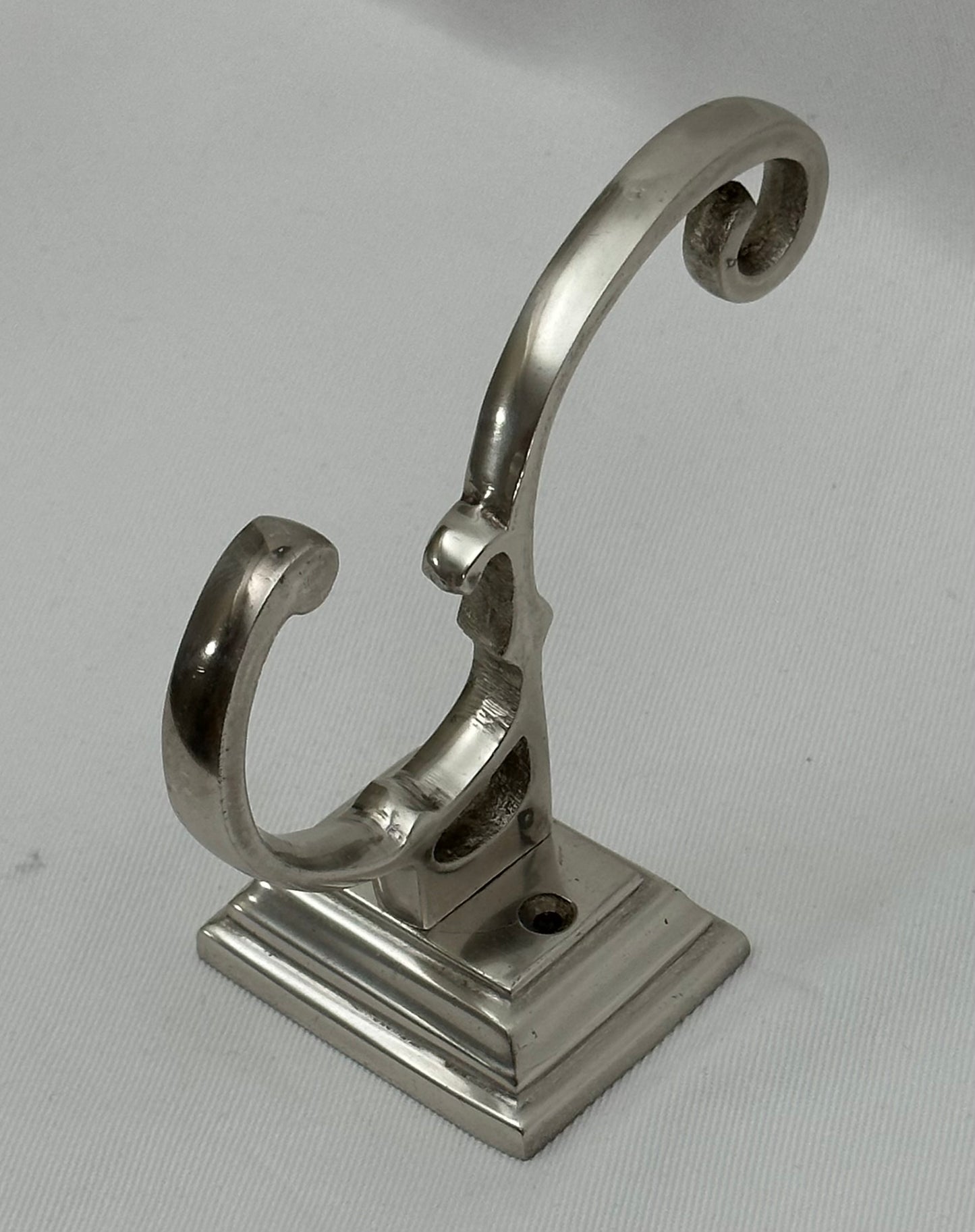 HOOK ROBE SQUARE NEW (24938)