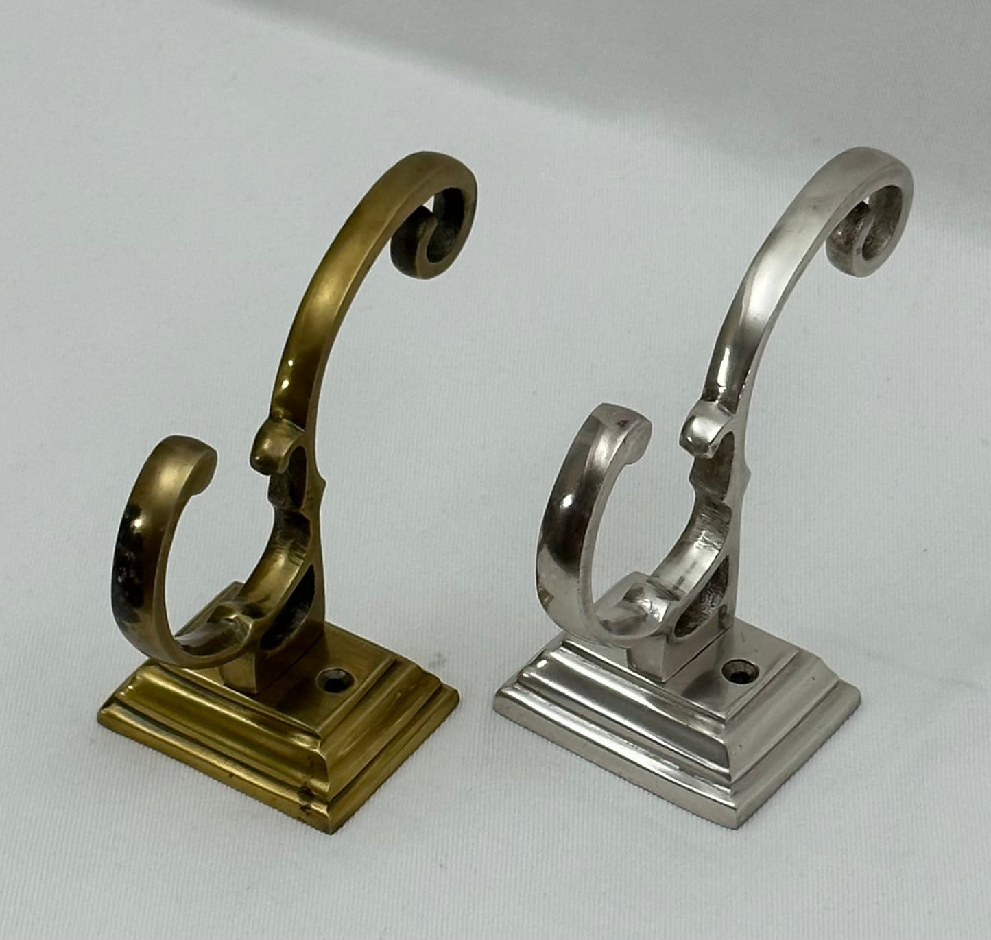 HOOK ROBE SQUARE NEW (24938)
