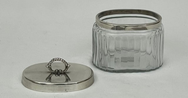 JAR GLASS OVAL FRENCH (IL-370)