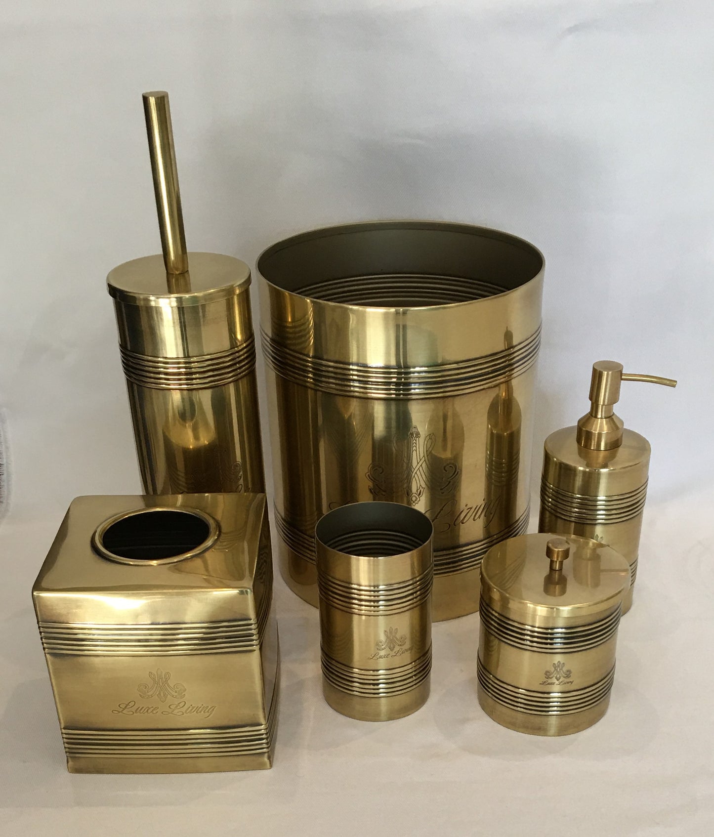 TOILET BRUSH HOLDER LUX LIVING BRASS (8357/SS)