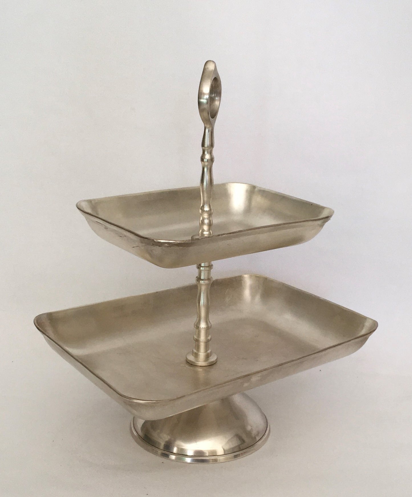 PATISSERIE 2 TIER SQUARE PASTRIES (12474)