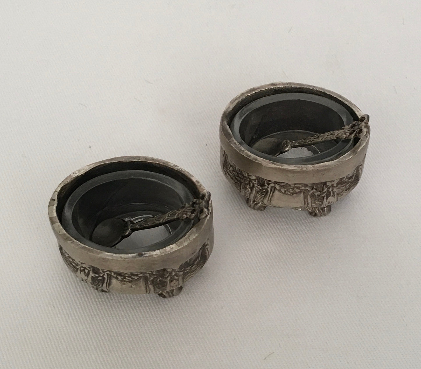 POT MINI ORNATE SET OF TWO WITH SPOON (12823)