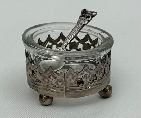 SALT POT QUEENS (24999)