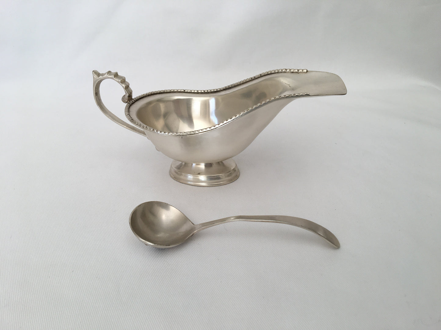 SAUCEBOAT & SPOON CLASSIC XL (7483P)