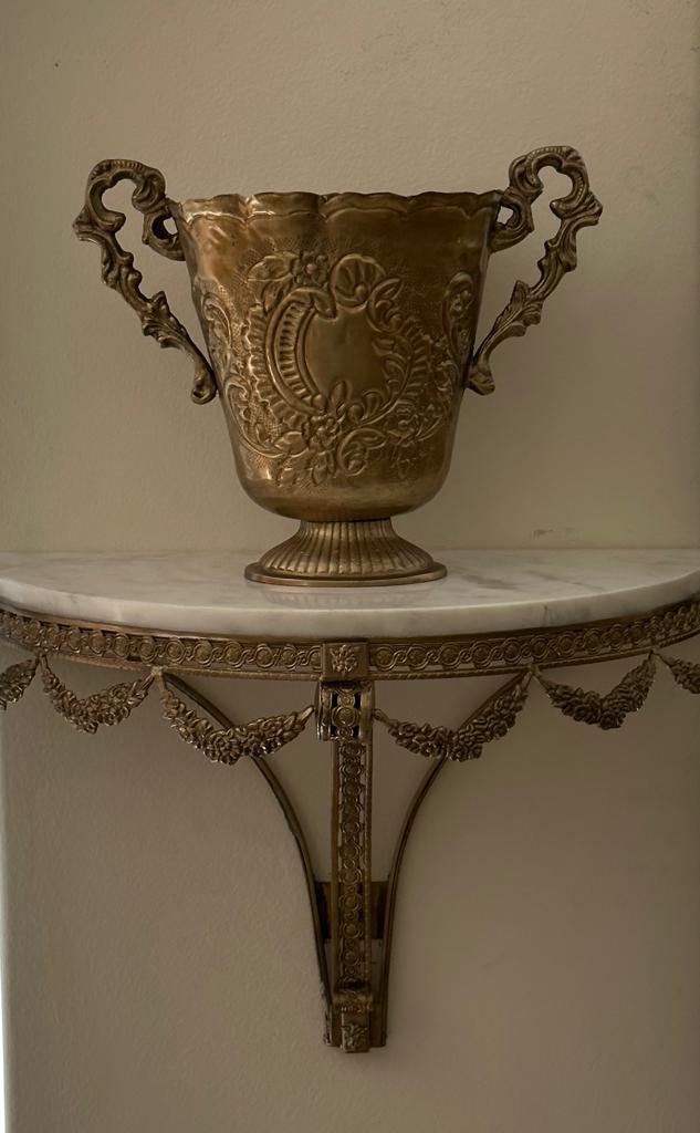 VASE ANTIQUE BRASS PROVENCE (N217)