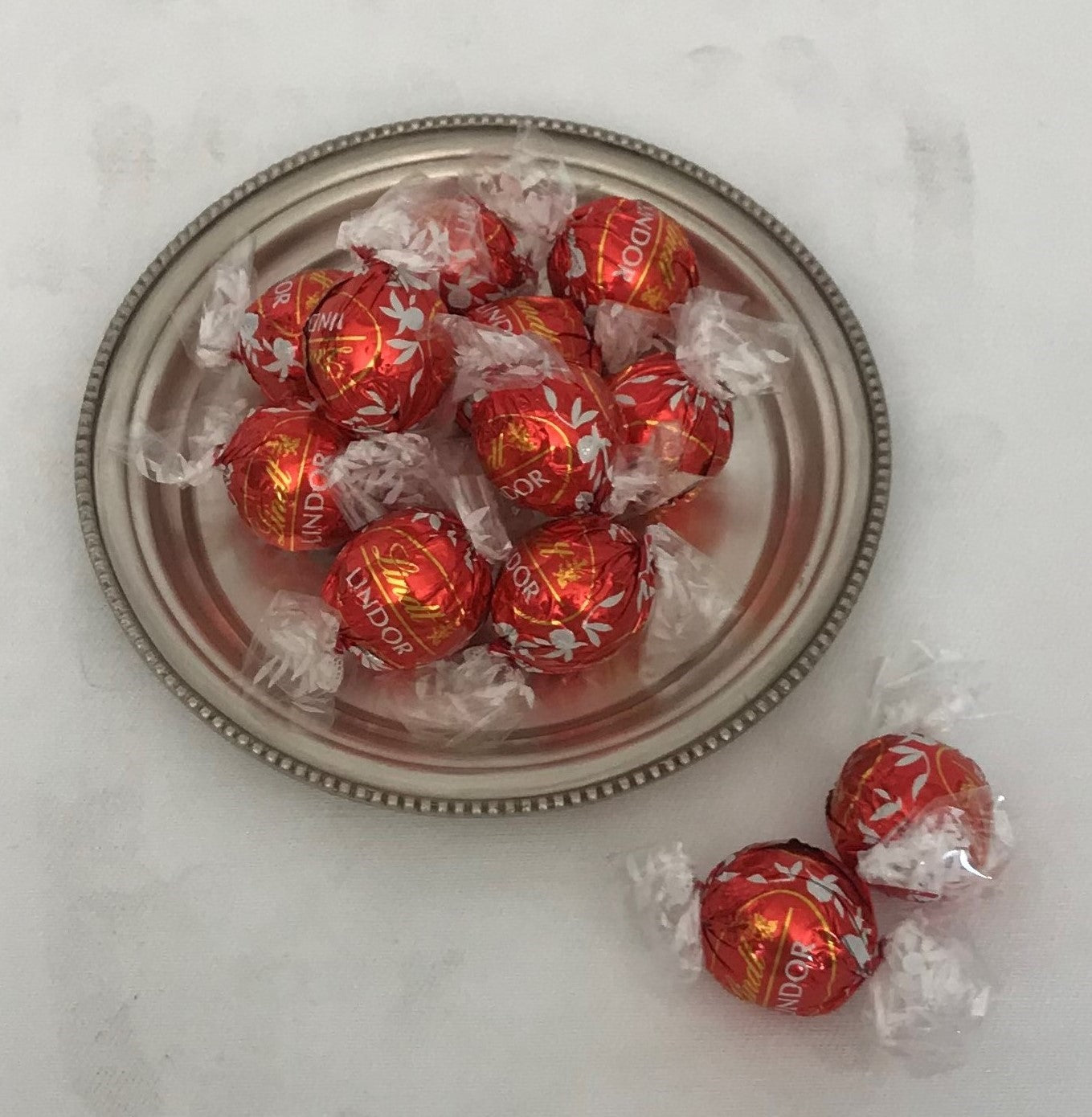 SNACK PLATE ROUND BEADED (SR813)