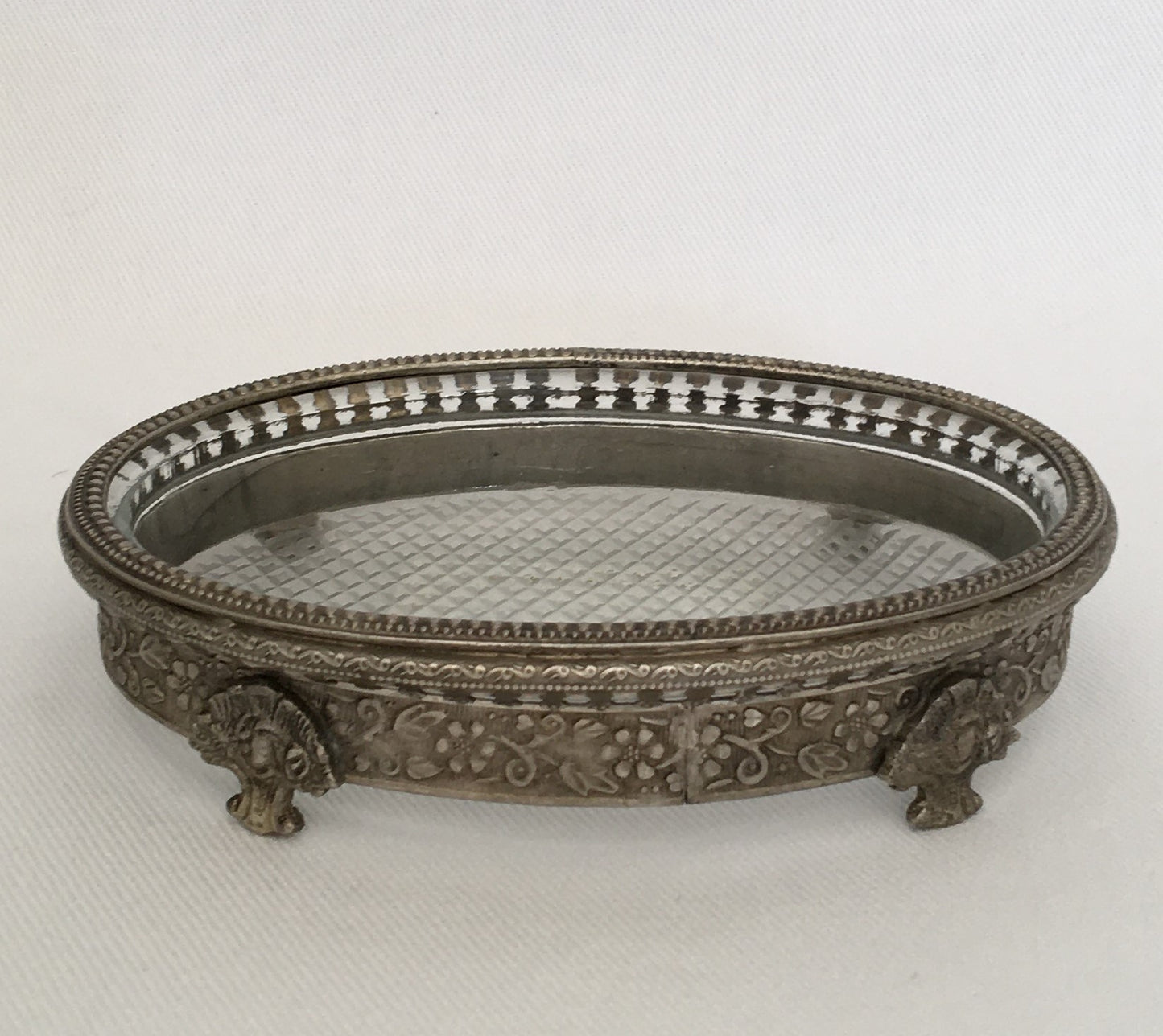 SOAP DISH GLASS OVAL (HB26)