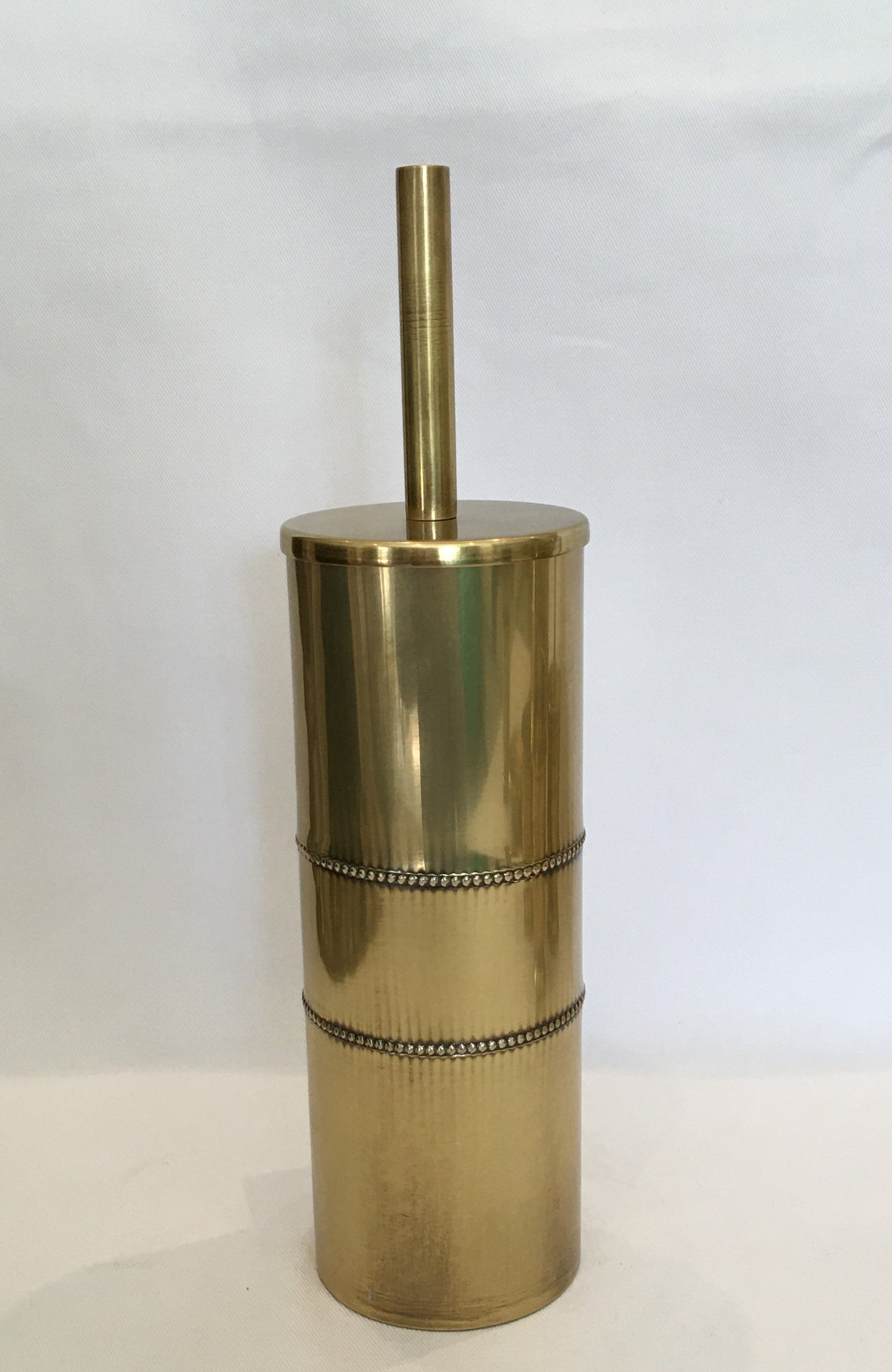 TOILET BRUSH HOLDER WALL MOUNTED BRASS (8261/SS/AG)