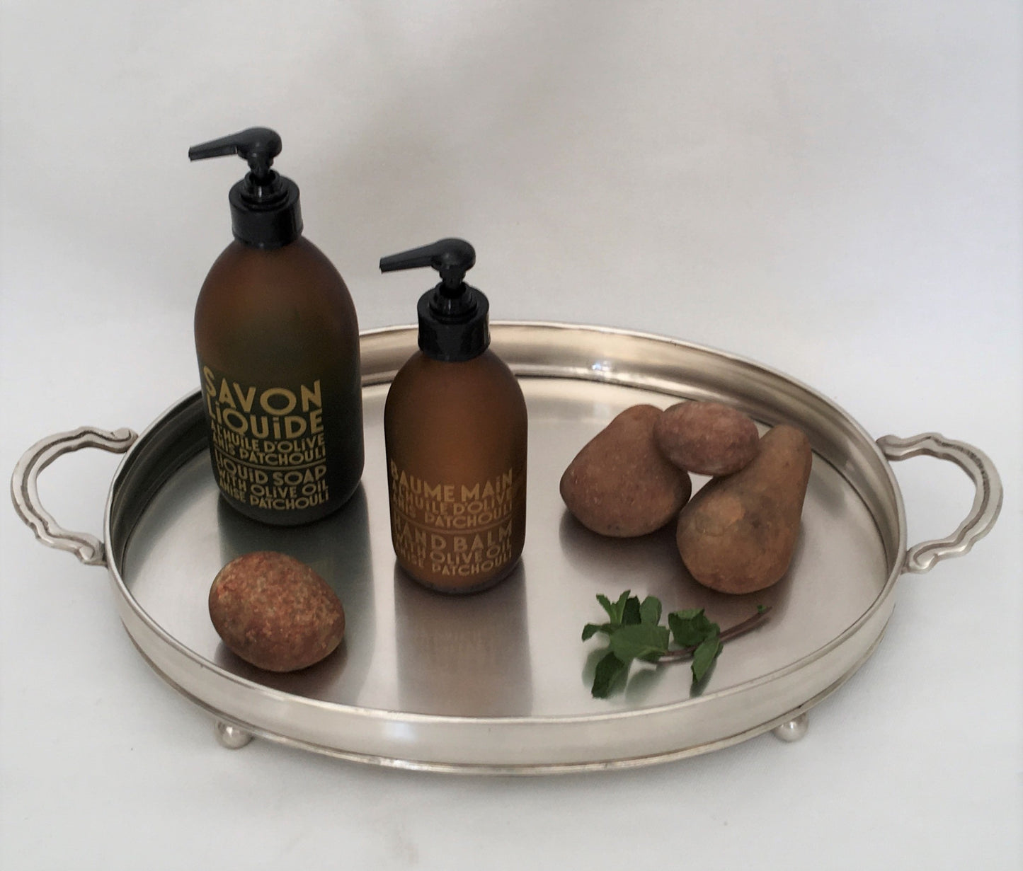 TRAY CLASSIC OVAL WITH BALL FEET (491031)