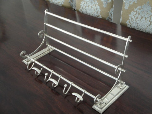 WALL MOUNT RACK & HOOKS (4940)